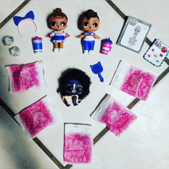 LOL Surprise Dolls Under Wraps Eye Spy Series CC Cheer Family - Picture 4 of 9